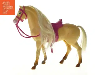 Barbie legetøjshest med tilbehør fra Barbie (str. 27 cm)