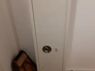 Våbenskab KIRA 7 til 4 våben