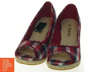 Espadrillos med kilehæl fra Peperoni (str. 36 )