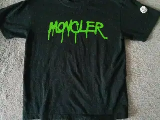 Moncler t-shirt