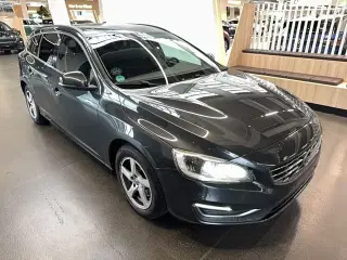Volvo V60 CC 2,0 D4 190 Momentum aut.