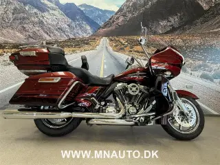 Harley-Davidson FLTRUSE Road Glide Ultra CVO 110"