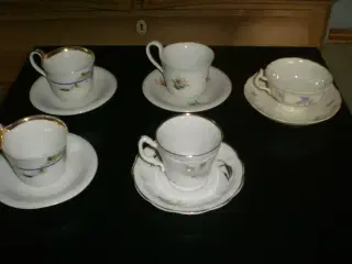 5 gamle kaffekopper m/underkop. 