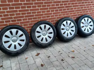 Audi, VW alufælge med sommerdæk.