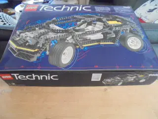 LEGO Technic 8880 Super Car  Fra 1994. 