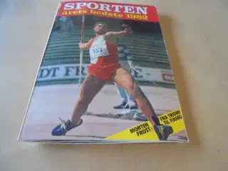 Sporten - Årets bedste 1982 - pæn stand  