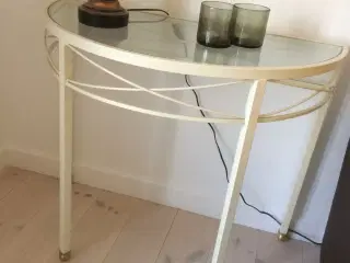 Metal bord med hærdet glas