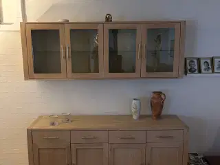 Skænk og glas overskab 