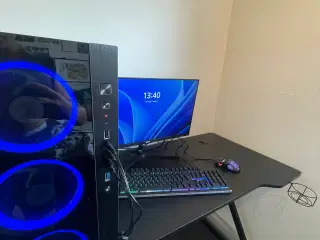 Gamer pc tilhører gamin pc, skærm, mus, keyboard o