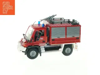 Brandbil legetøjsmodel (str. 22 x. 9 cm)