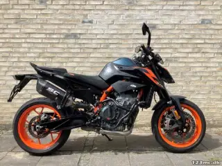 KTM 890 Duke R