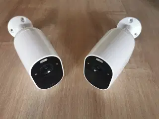 Arlo Essential Spotlight WiFi-sikkerhedskamera
