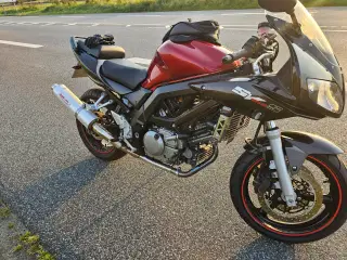 Suzuki SV650s 