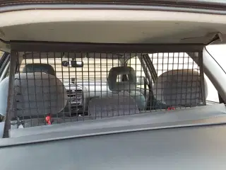 Bagagerumsnet til Avensis