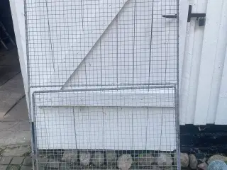 Bred voilerenet med låge