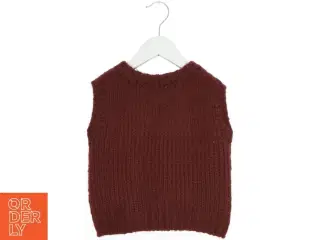 Strikket vest fra The New (str. 110)