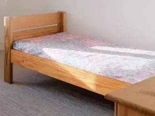 Fint blomstret sengetæppe