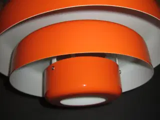 FED ORANGE RETRO PENDEL.