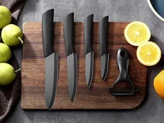 Eksklusivt keramisk knivsæt - 4 knive og skræller
