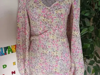 Kjole. Gina Tricot. Medium/38