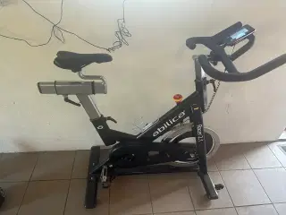 Motionscykel 