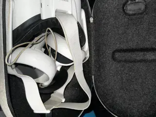 Oculus Quest 2 128GB + udstyr