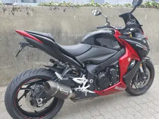 Suzuki GSXS 1000 F