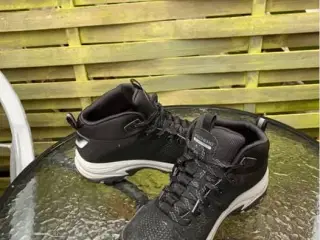 Skechers Relaxed Fit - Trego - Trail - Waterproof