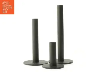 Sæt af 3 sorte lysestager fra Lübech Living (str. 23,5x18,5x9,5 cm)