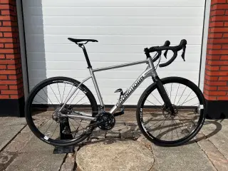 Pronghorn gravel bike, silver
