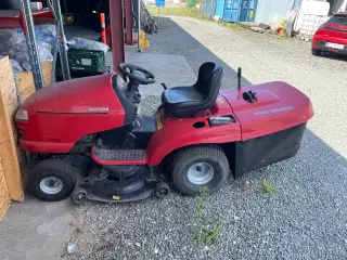 Havetraktor Jonsered LT2218