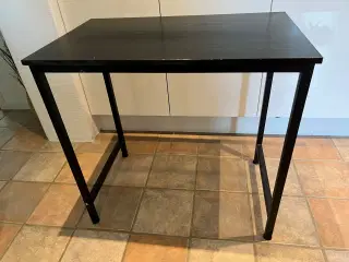 Skrivebord / Akvariebord
