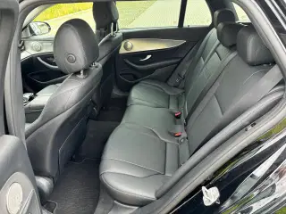 Mercedes E220 