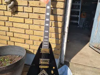 Harley Benton guitar