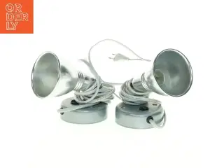 Sølvfarvede spotlamper (str. 8 cm, diameter 15 cm lang)