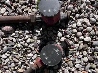 2 stk. Grundfos Alpha2 cirkulationspumper. 