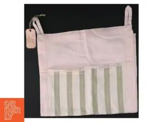 Hjemmesyet opbevaring fra Cherwell House (str. 104 x. 30 cm)