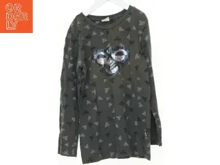 Bluse fra Hummel (str. 140 cm)