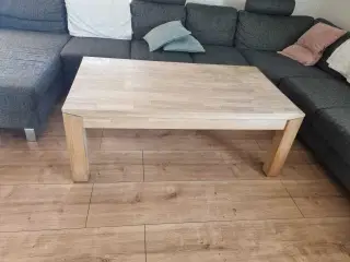 Sofabord i egetræ 