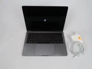 Apple MacBook Pro 13" Retina i7-7660