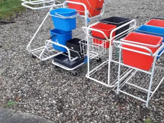 Ældre rengøringsvogne 3 stk.