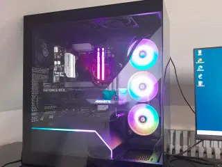 Sharkgaming computer