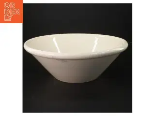 Rund skål i spansk keramikØ 26,5 cm (str. Ø 26,5 cm)