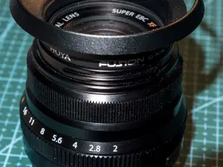 Fujinon sort 35 mm f 2.0 R WR m. protectionfilter.