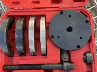 Aftrækker til forhjulslejer. 