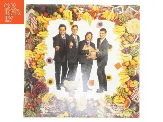 tv-2 Skæbne Hævn Album Cover