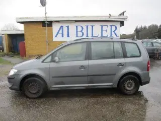 VW Touran 1,9 TDi 105 Conceptline 7prs