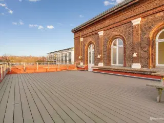 Stort og præsentabelt kontorlejemål