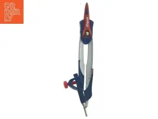 Maped passer fra Maped (str. 14,5 cm)