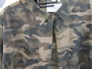 Neo Noir Army skjorte, str. XL